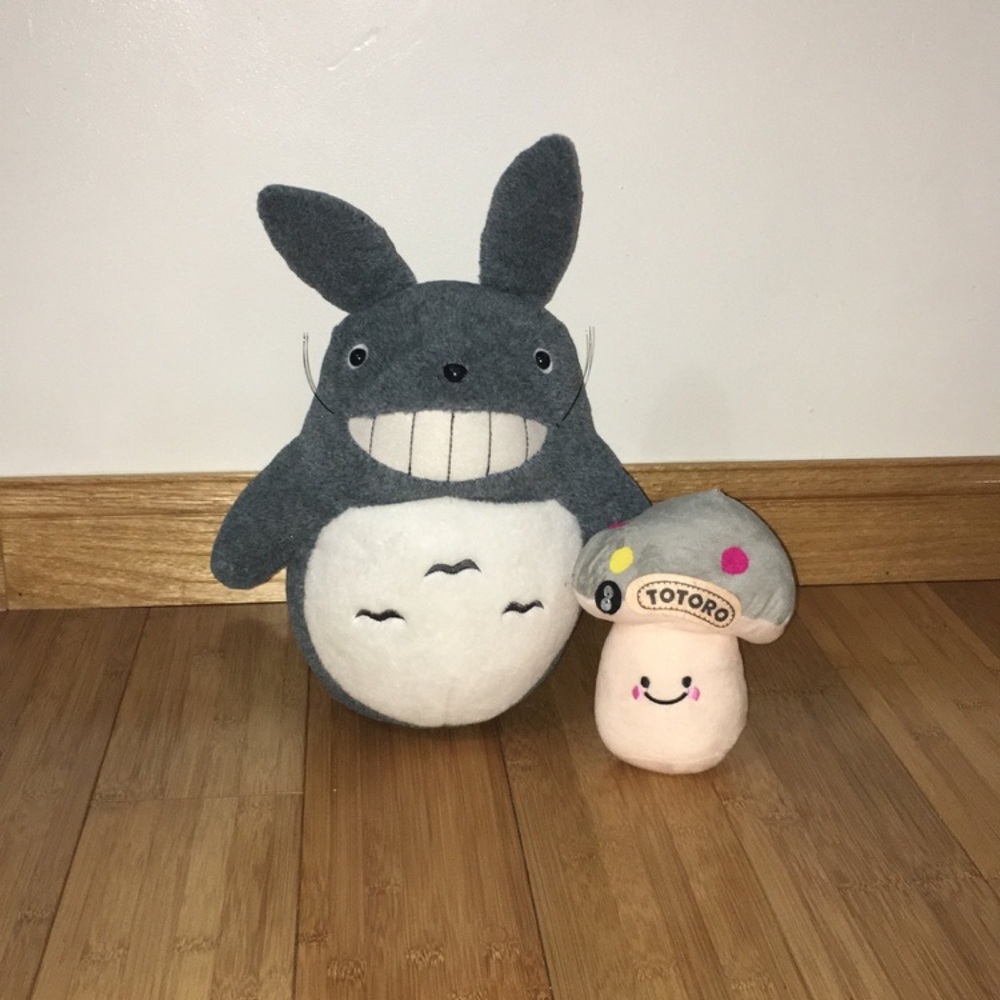 Totoro and Mushroom Totoro Plush Lot Bundle